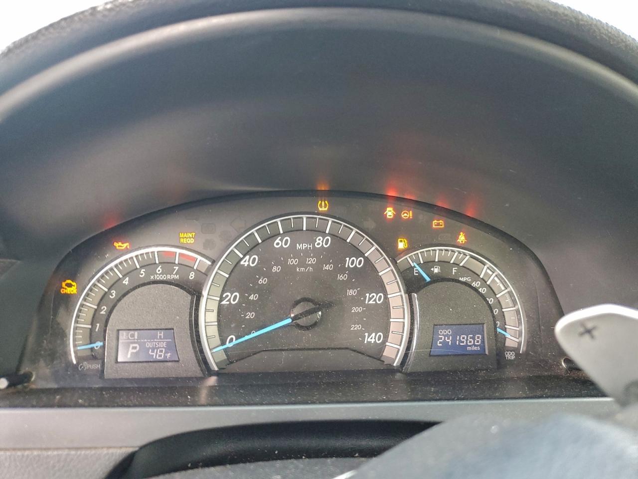 2014 TOYOTA CAMRY