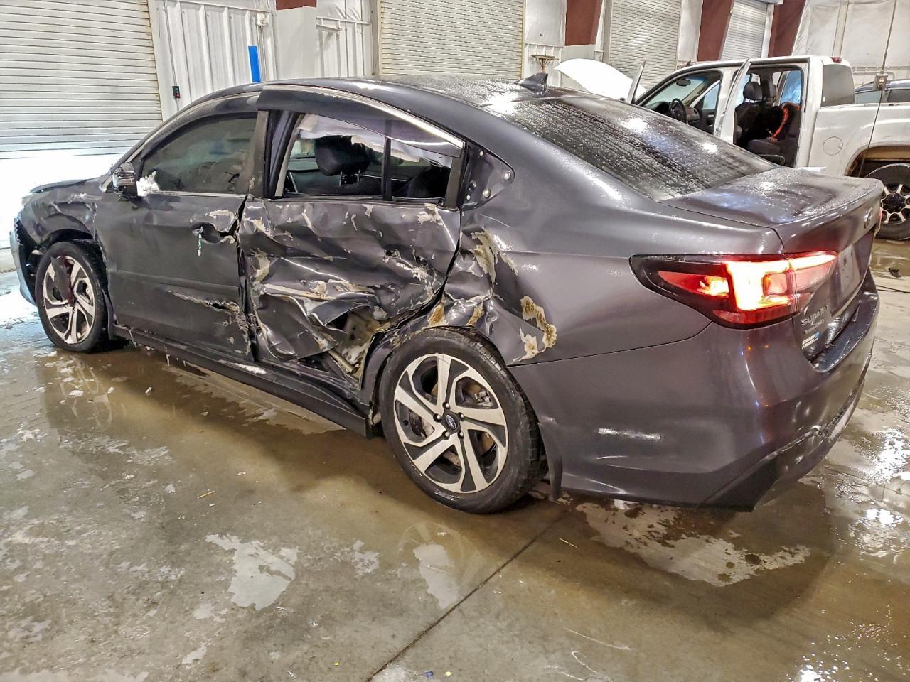 2020 SUBARU Legacy
