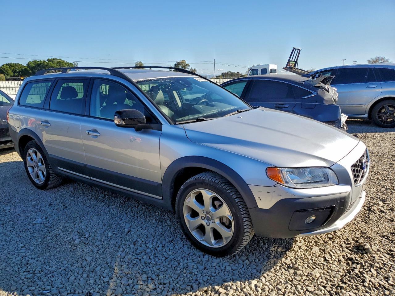 2016 VOLVO XC70