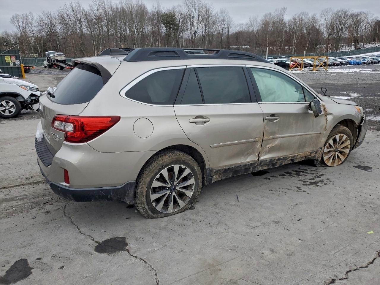 2017 SUBARU Outback