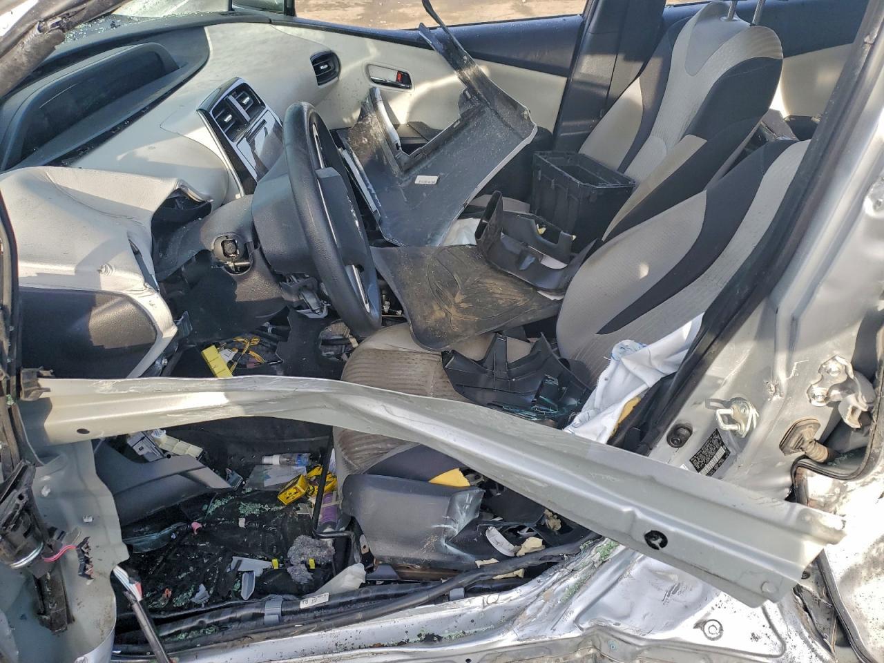 2017 TOYOTA PRIUS