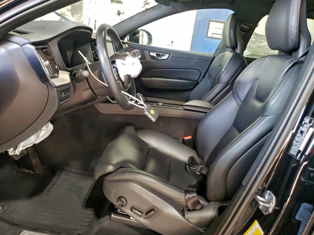 2018 VOLVO XC60