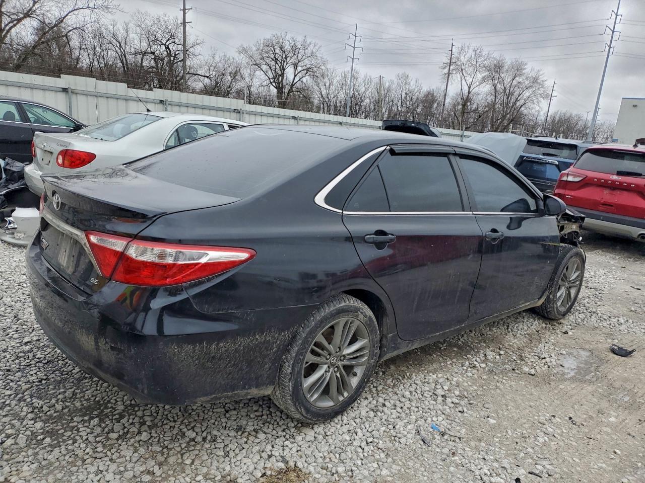 2017 TOYOTA CAMRY