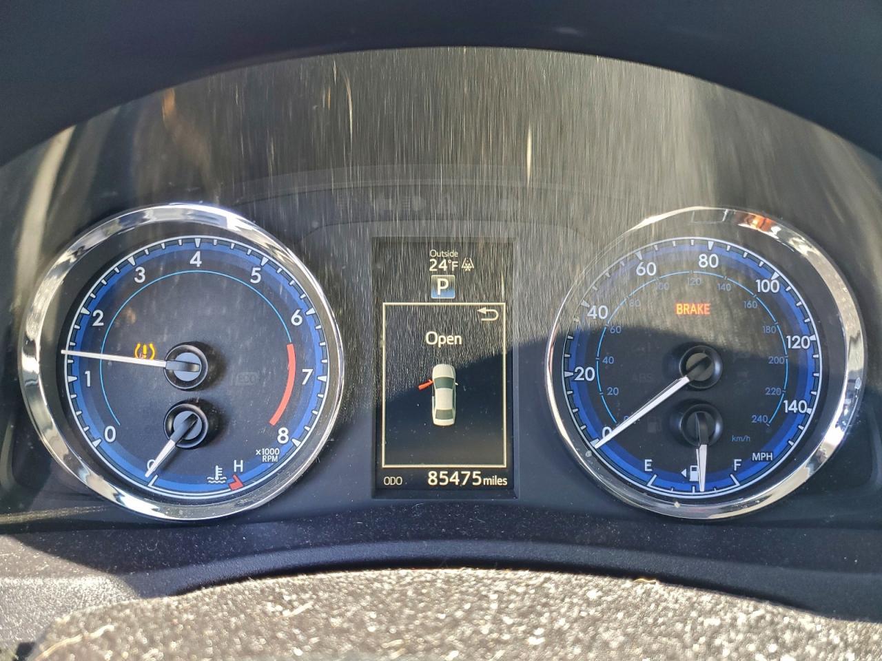 2017 TOYOTA COROLLA