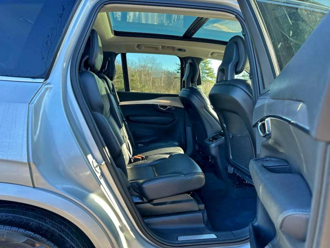 2016 VOLVO XC90