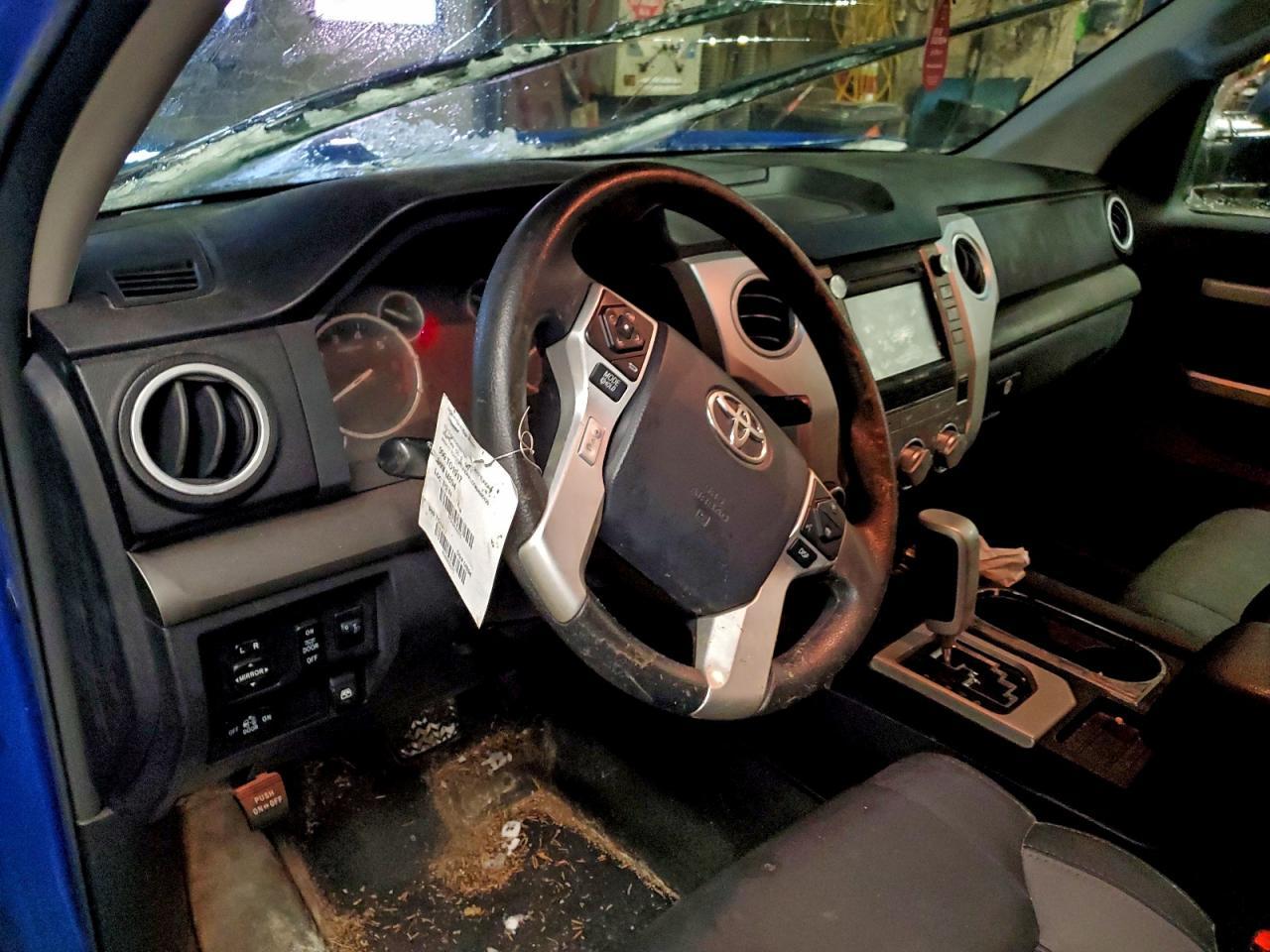 2017 TOYOTA TUNDRA