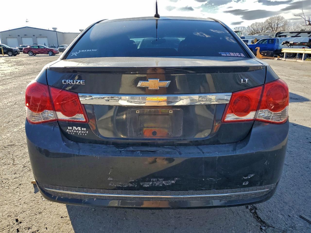 2011 CHEVROLET CRUZE