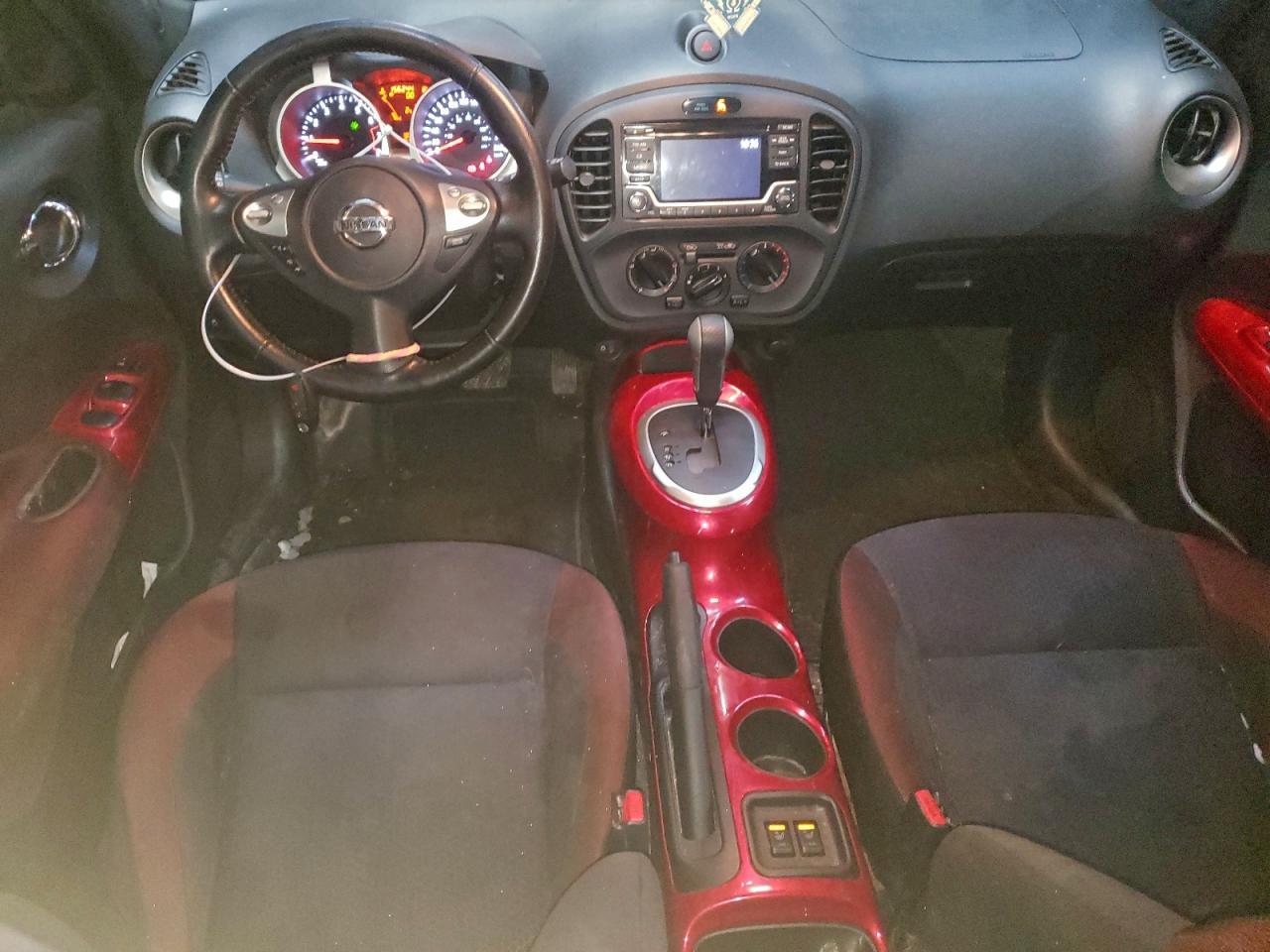 2016 NISSAN Juke