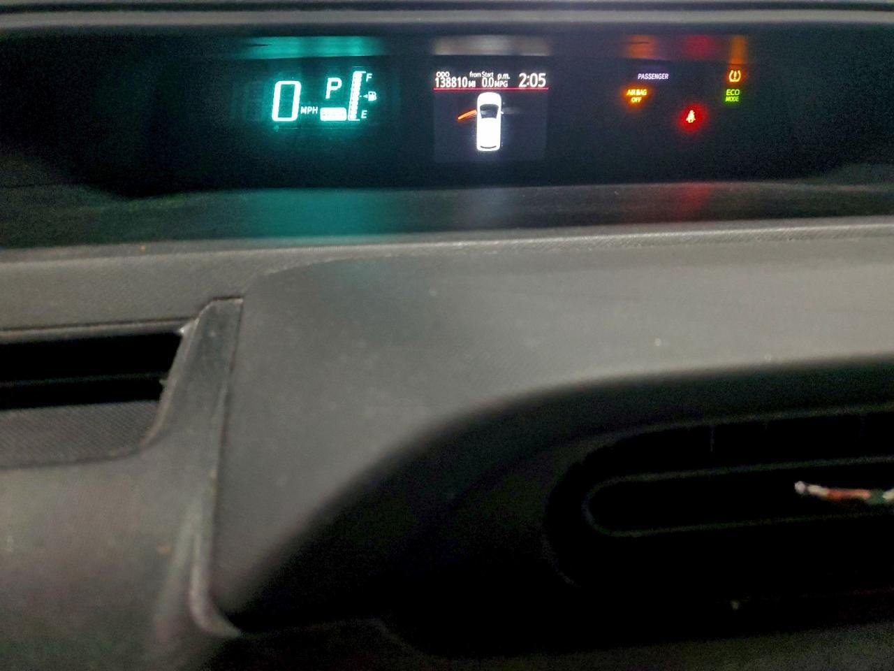 2013 TOYOTA Prius c