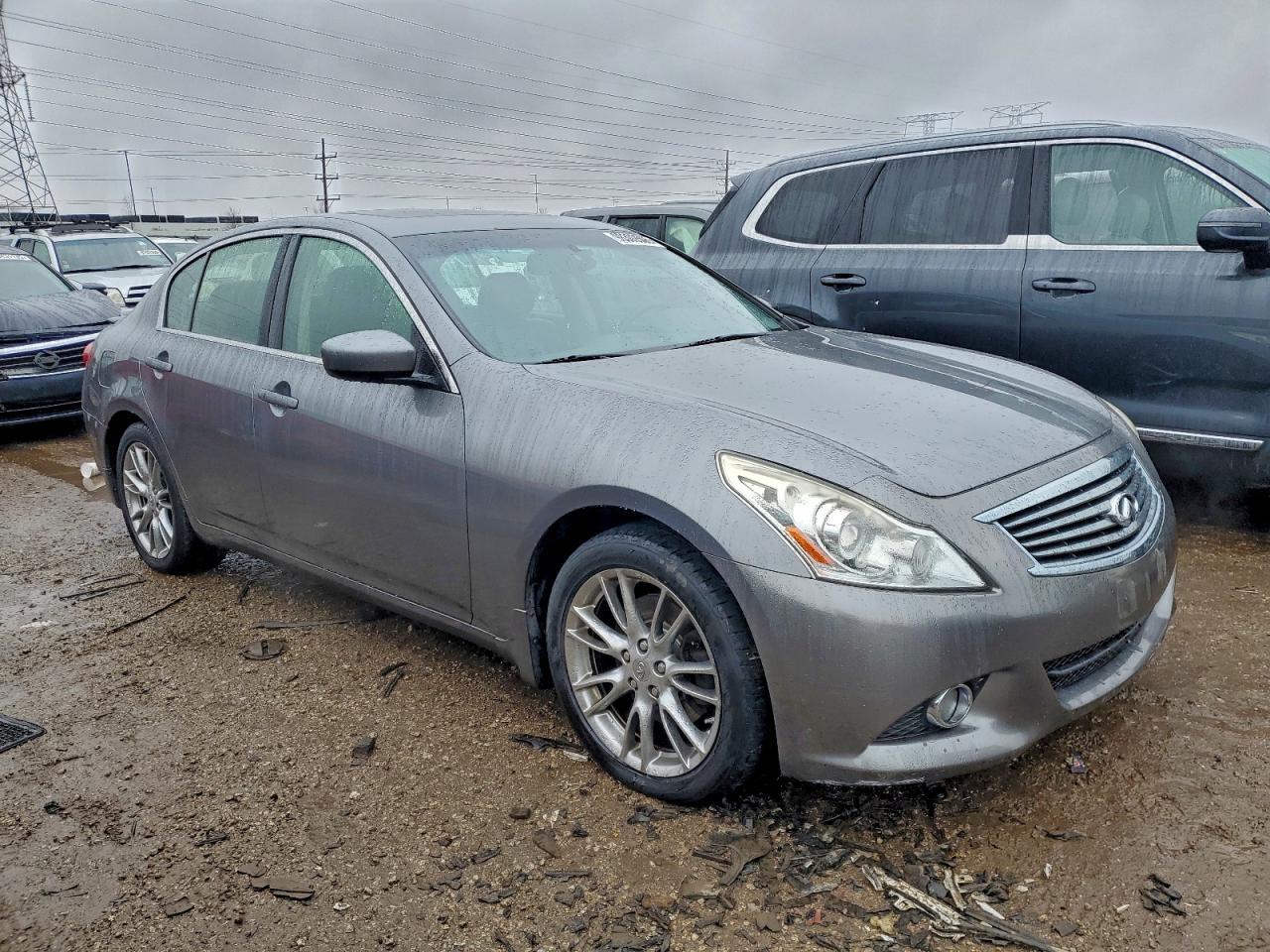 2010 INFINITI G37