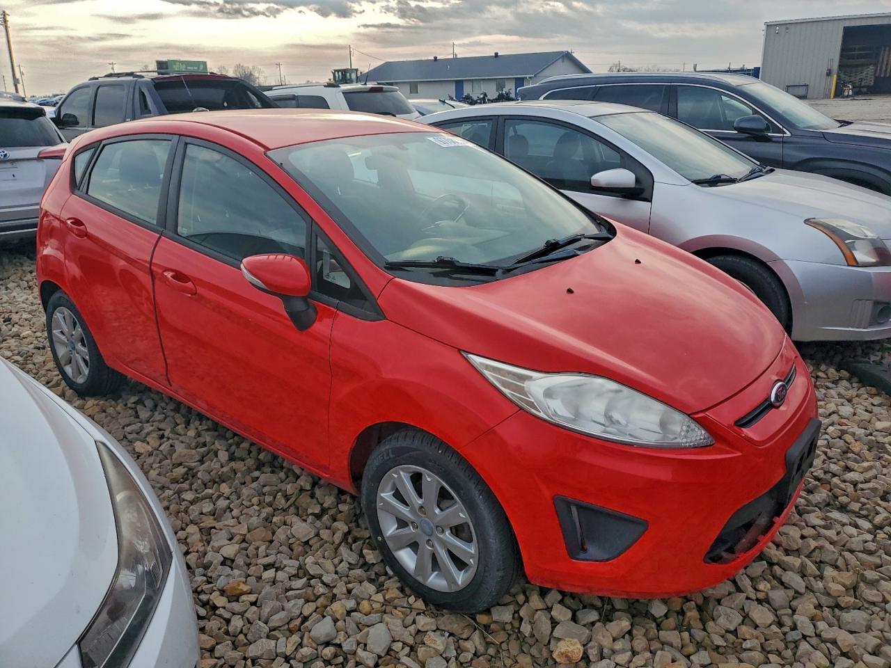 2013 FORD Fiesta