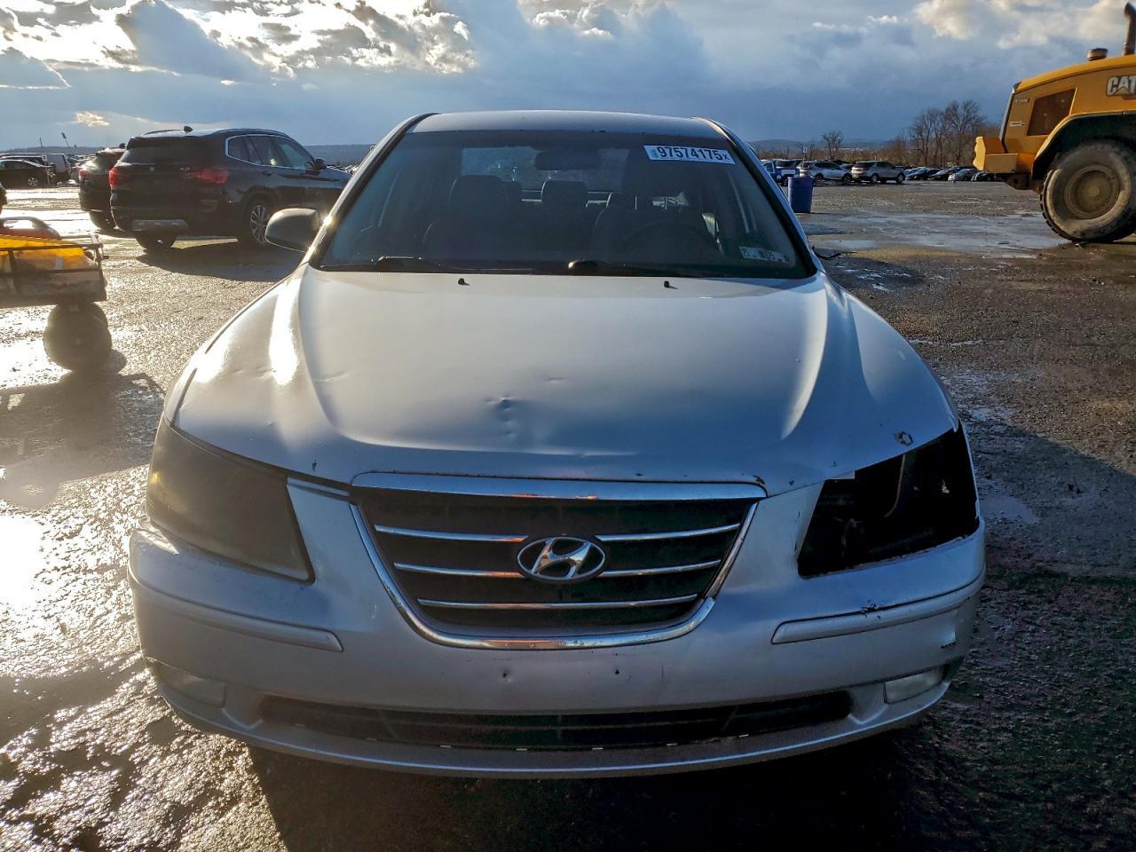 2010 HYUNDAI SONATA