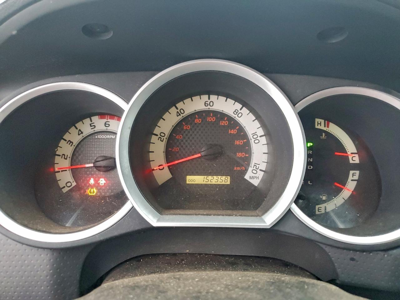 2011 TOYOTA TACOMA