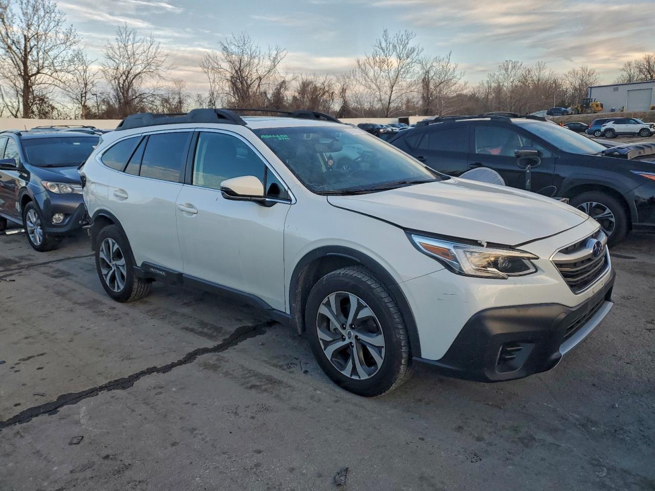 2020 SUBARU Outback