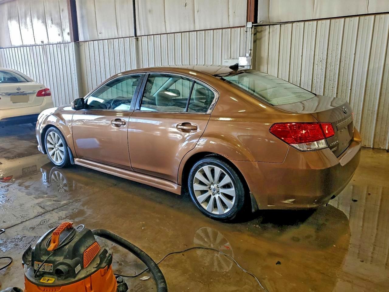 2012 SUBARU Legacy