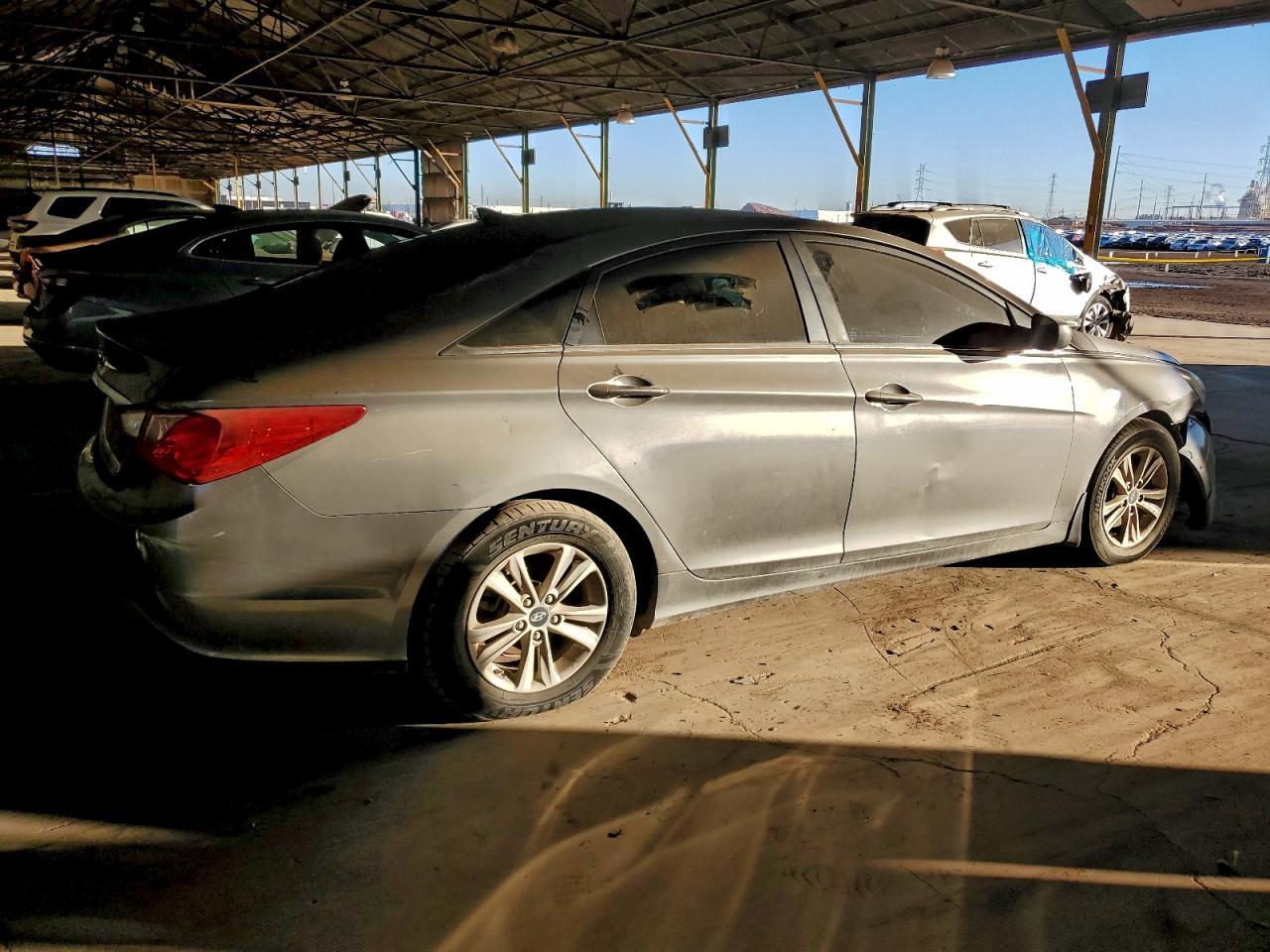 2013 HYUNDAI SONATA