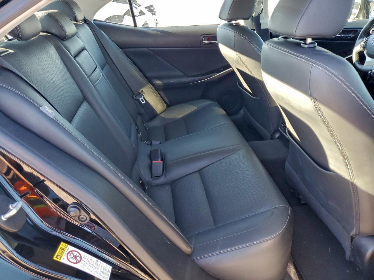 2015 LEXUS IS 250