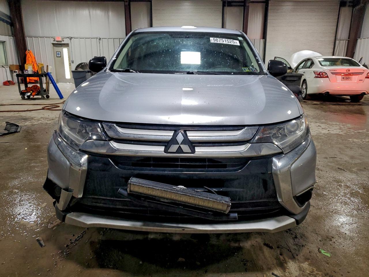 2016 MITSUBISHI outlander