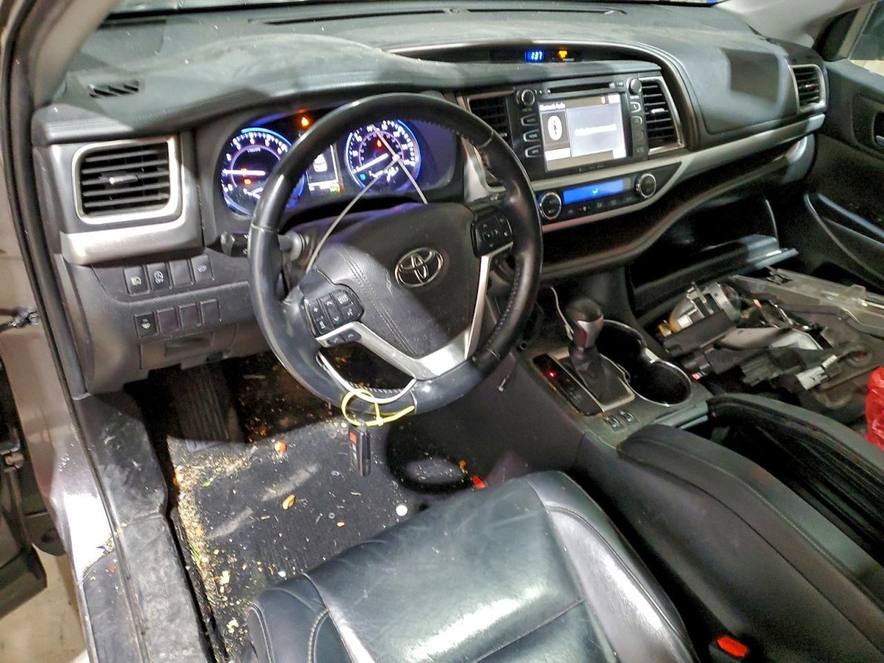 2019 TOYOTA HIGHLANDER