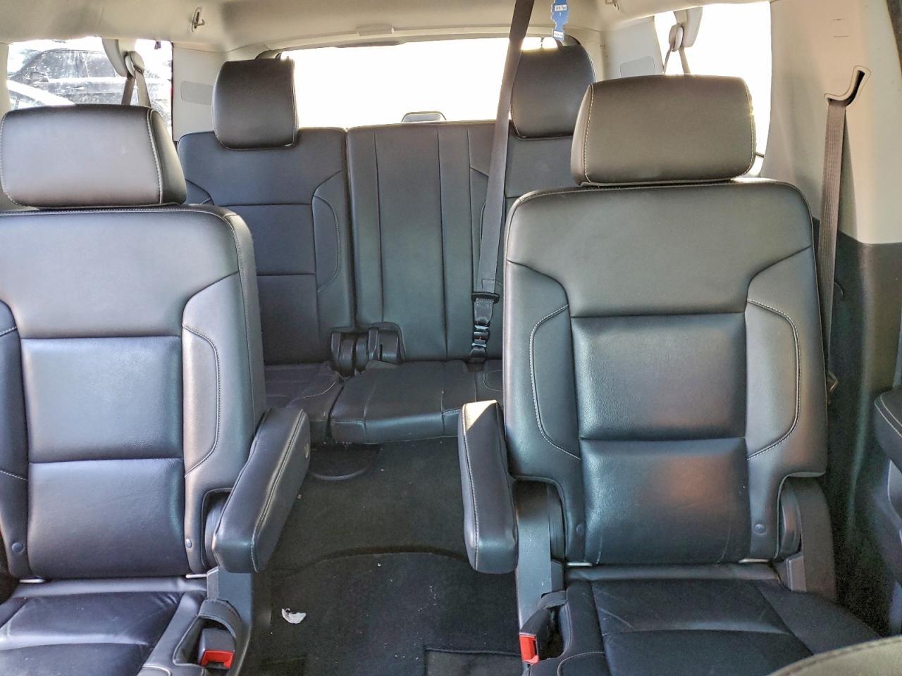 2015 CHEVROLET Suburban