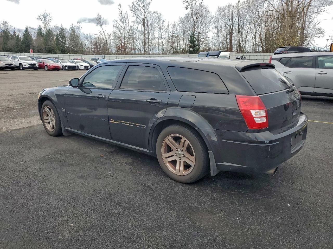 2005 DODGE MAGNUM