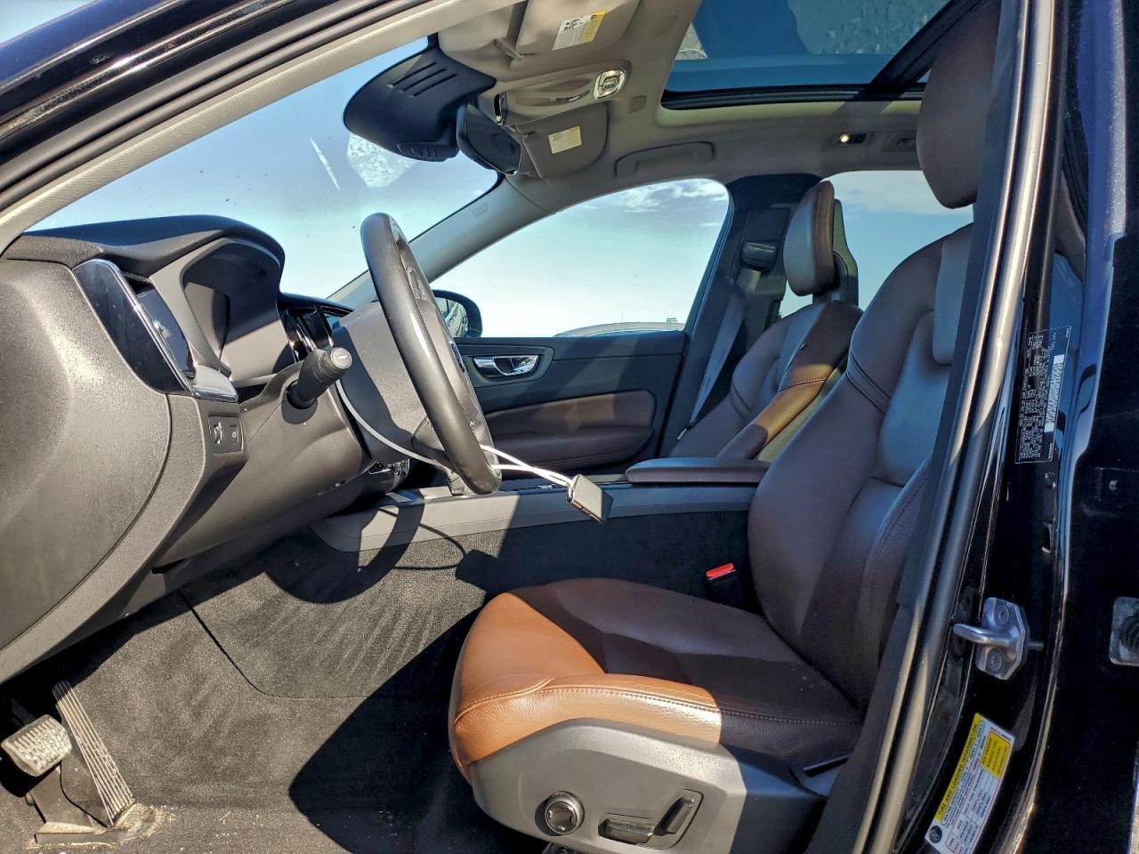 2018 VOLVO XC60