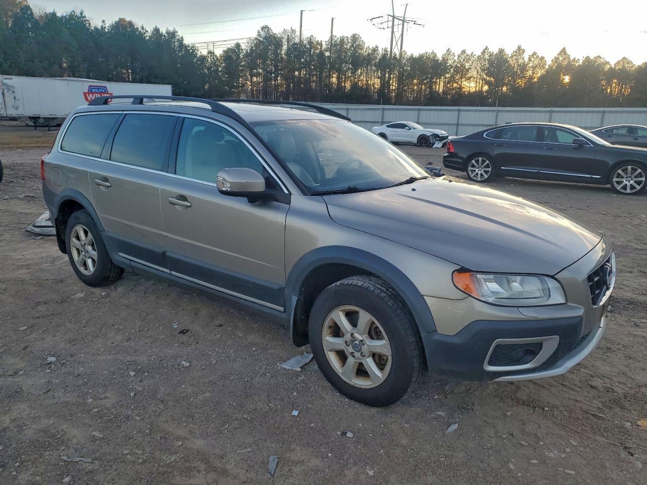 2012 VOLVO XC70
