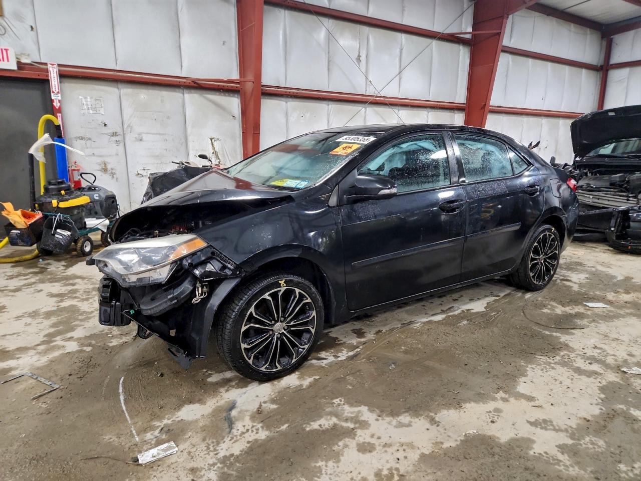 2016 TOYOTA COROLLA
