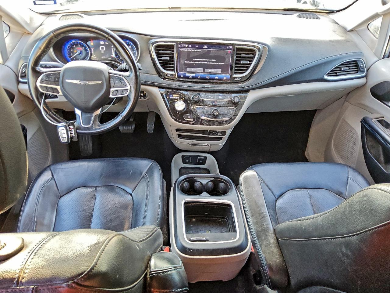 2021 CHRYSLER Pacifica