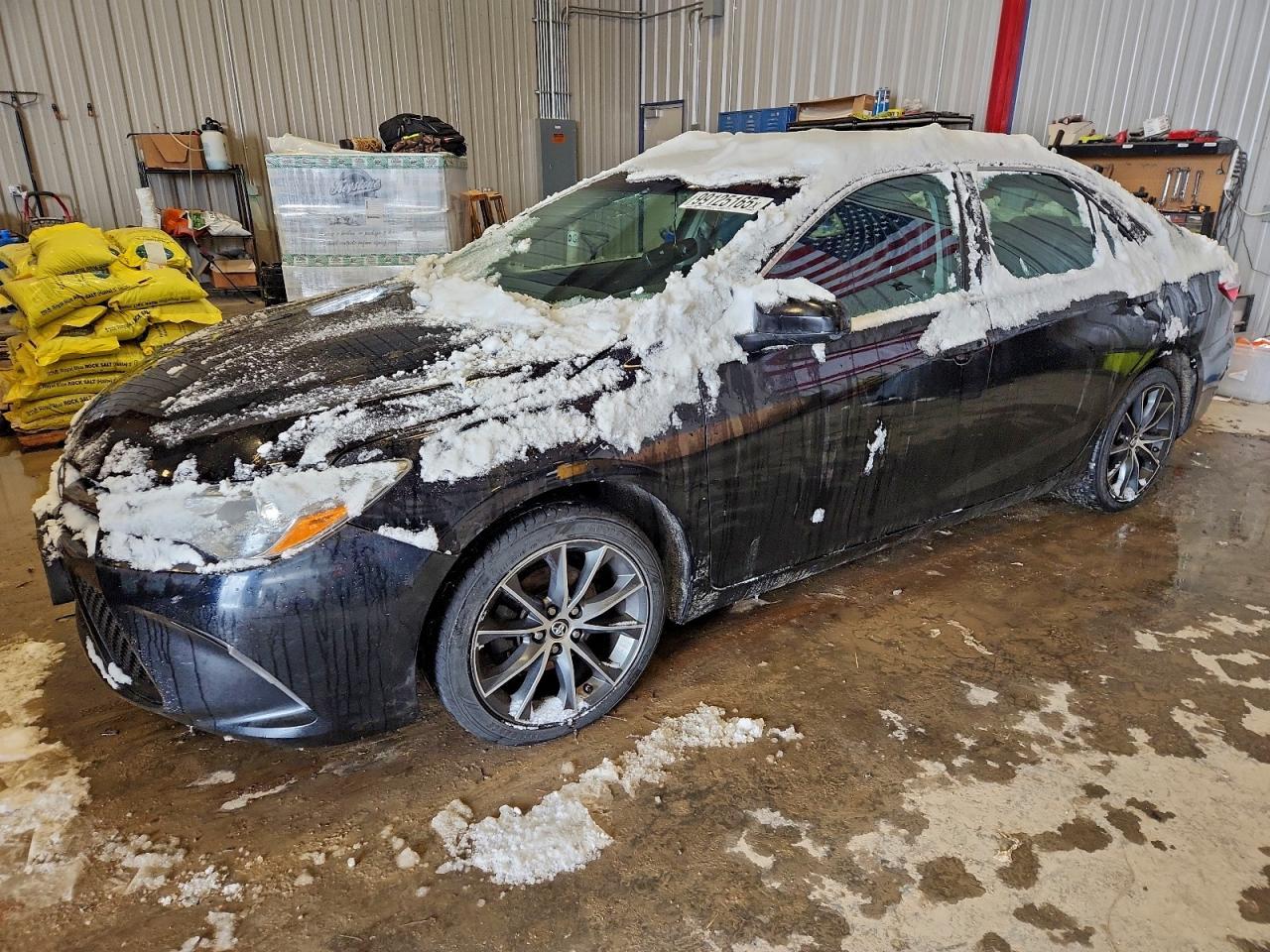 2015 TOYOTA CAMRY