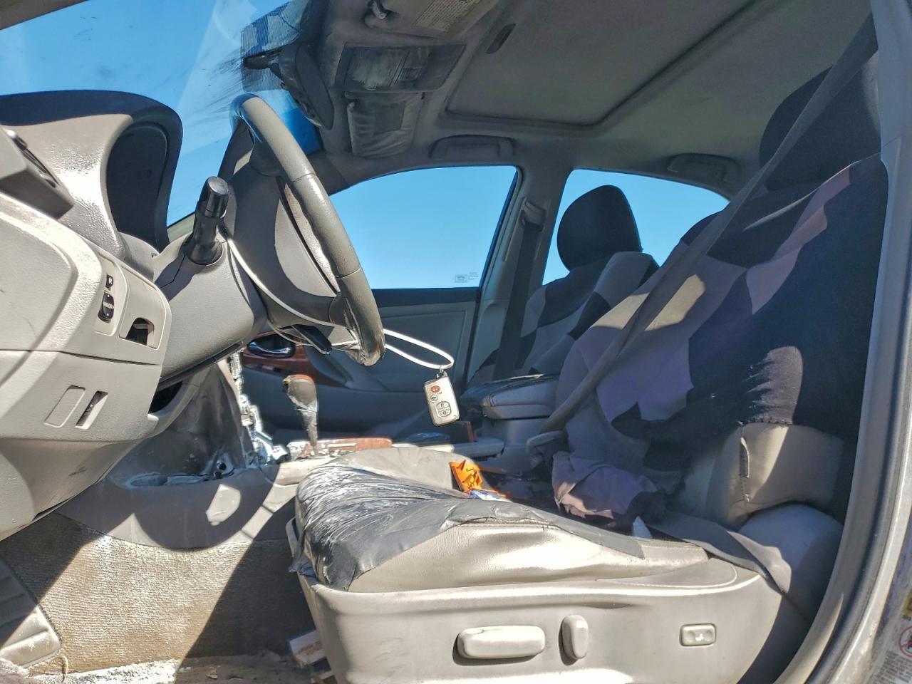2010 TOYOTA CAMRY