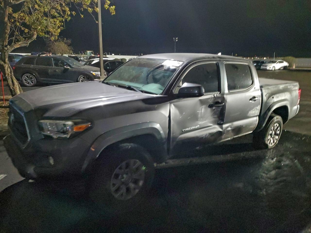 2017 TOYOTA TACOMA
