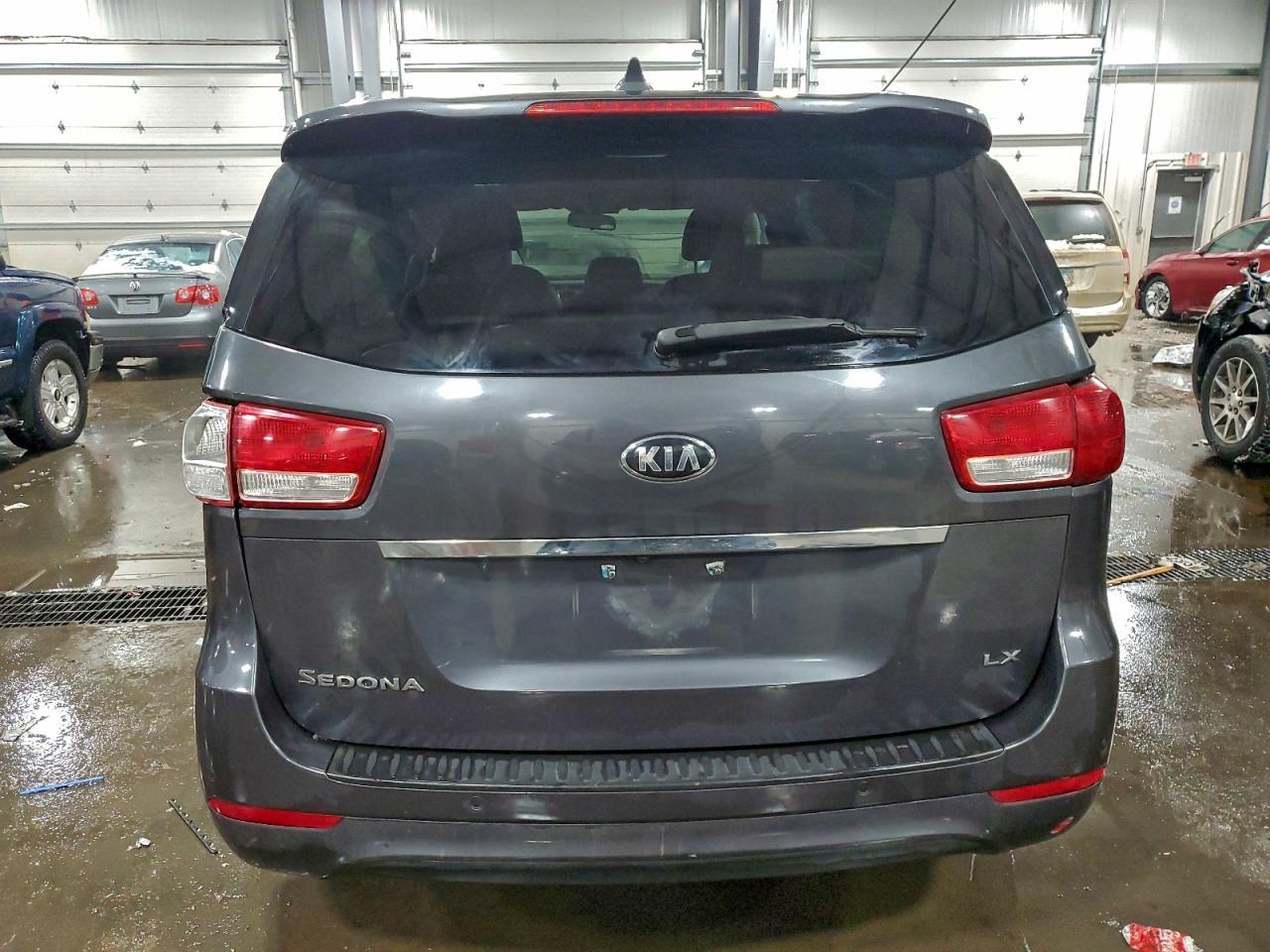 2017 KIA SEDONA