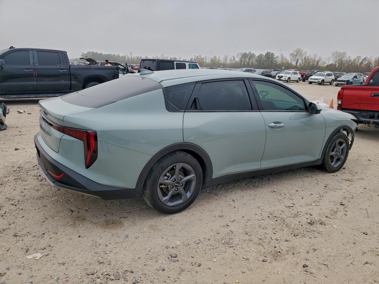 2025 KIA K4