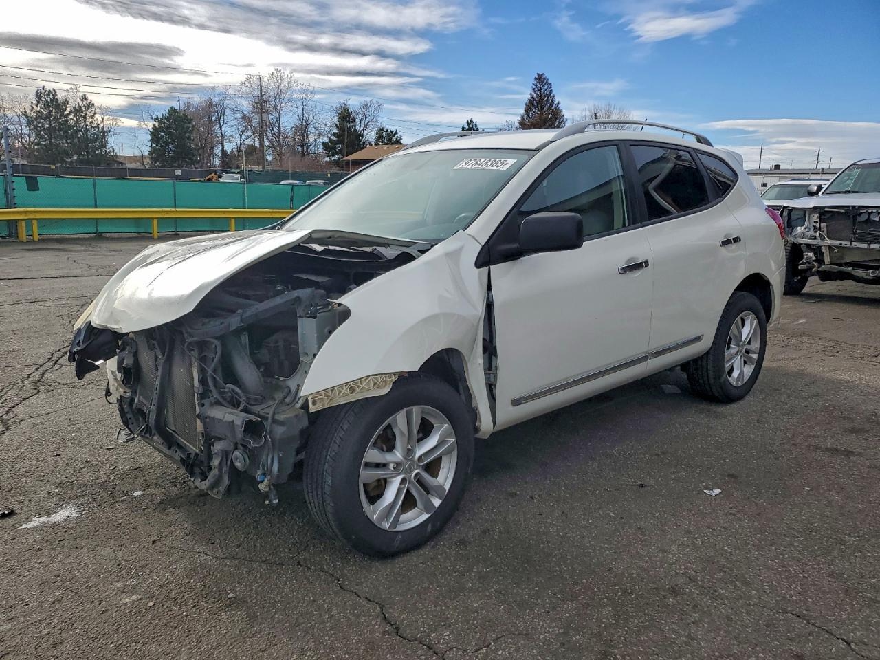 2015 NISSAN ROGUE