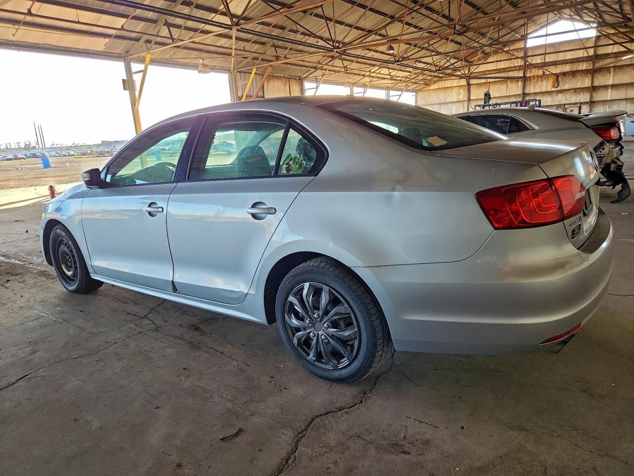 2012 VOLKSWAGEN JETTA