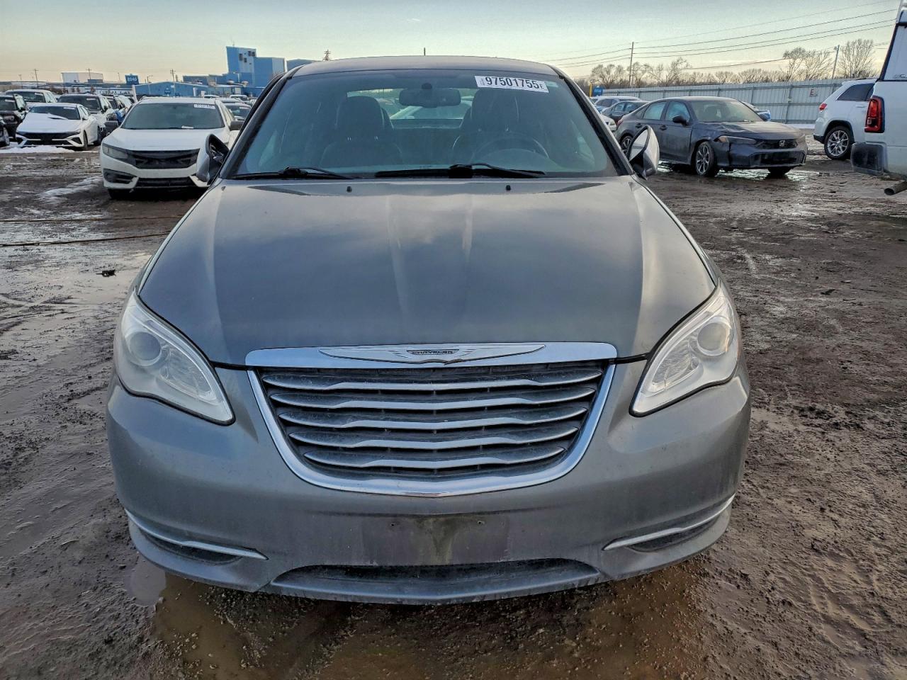2013 CHRYSLER 200