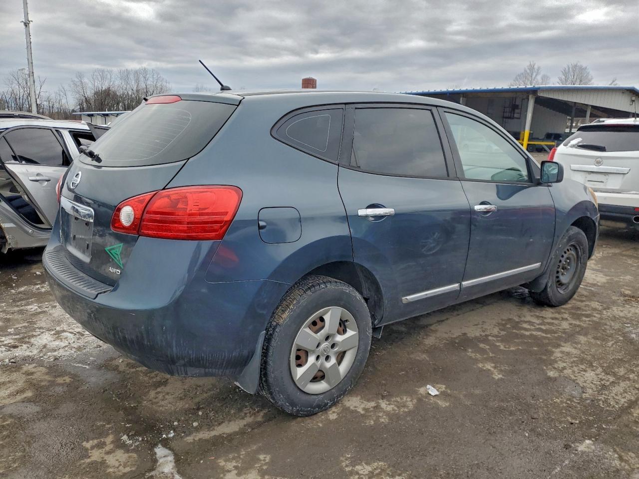 2014 NISSAN ROGUE