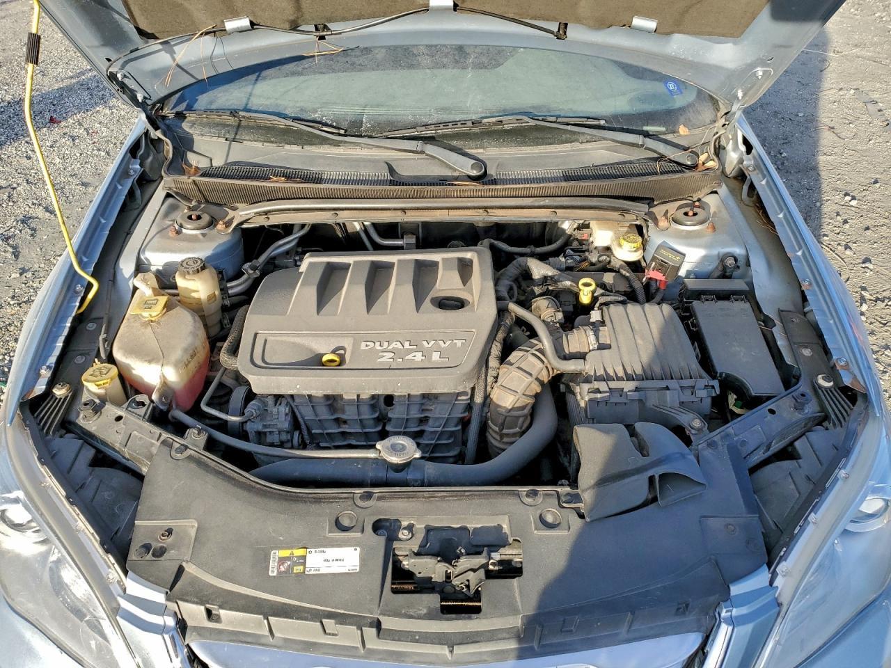 2014 CHRYSLER 200