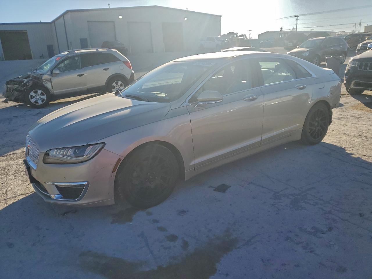 2017 LINCOLN MKZ