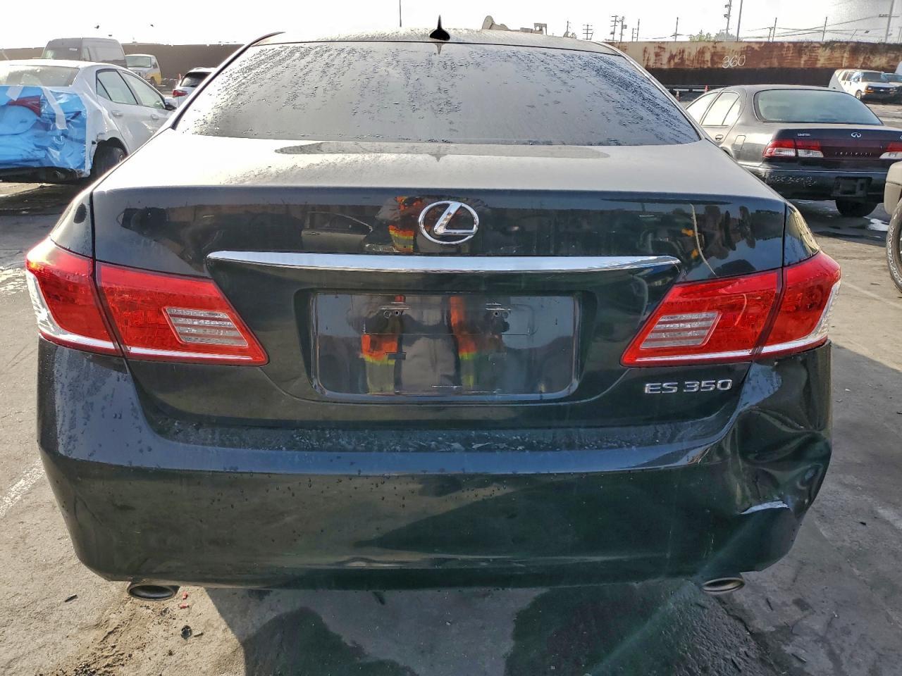 2011 LEXUS ES 350