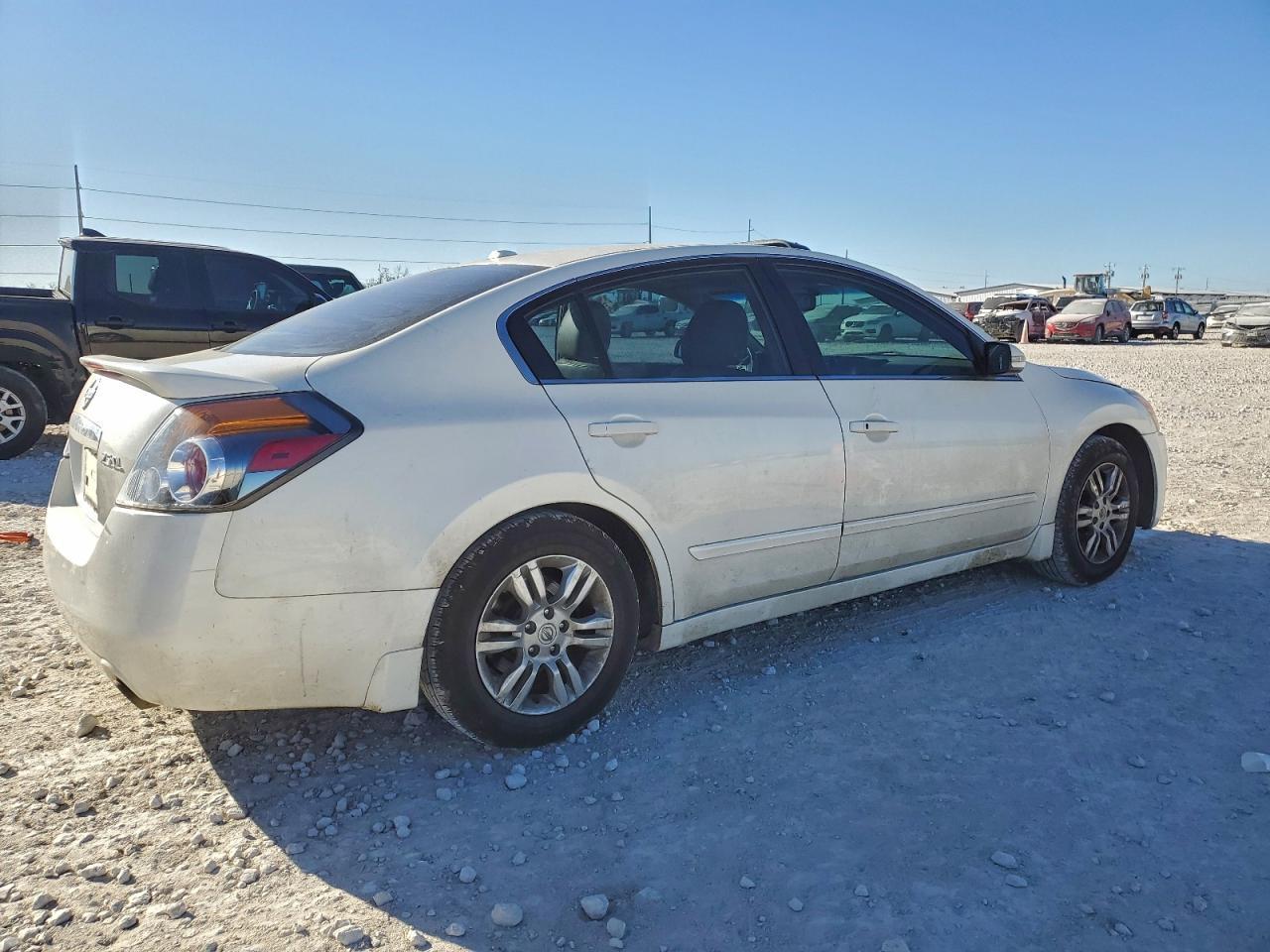 2010 NISSAN ALTIMA