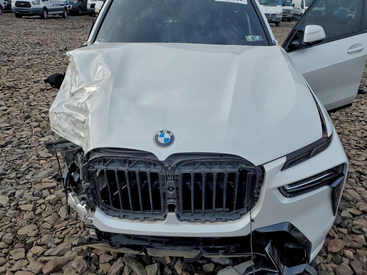 2024 BMW X7