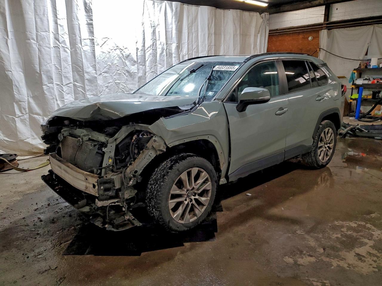2019 TOYOTA RAV4