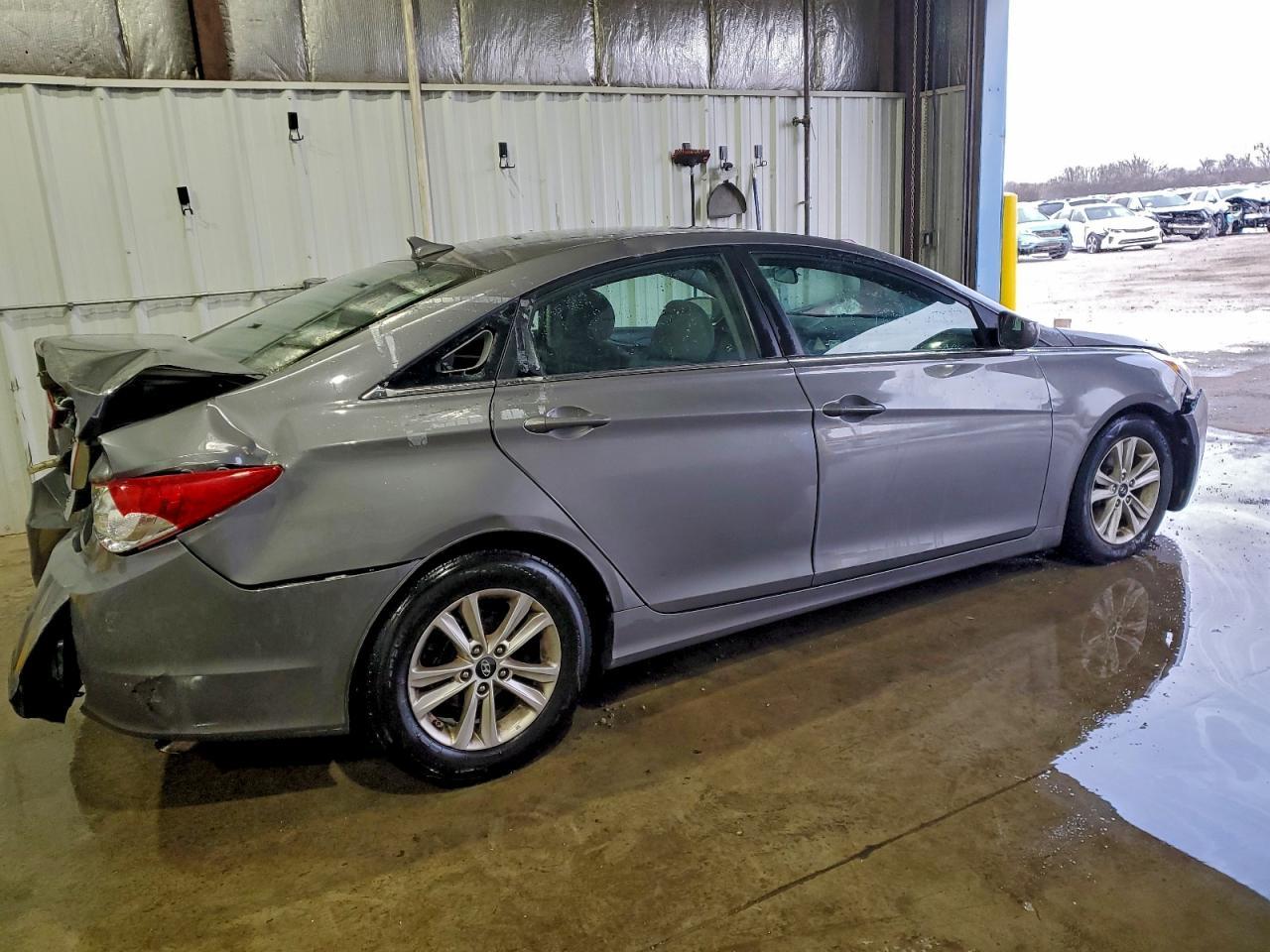 2011 HYUNDAI SONATA