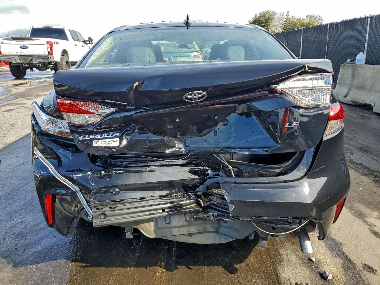 2025 TOYOTA COROLLA