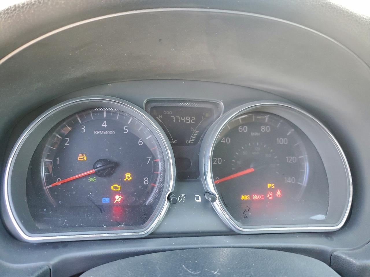 2015 NISSAN VERSA