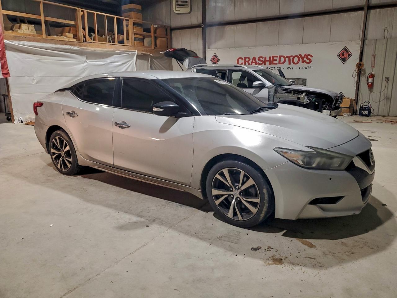 2016 NISSAN Maxima