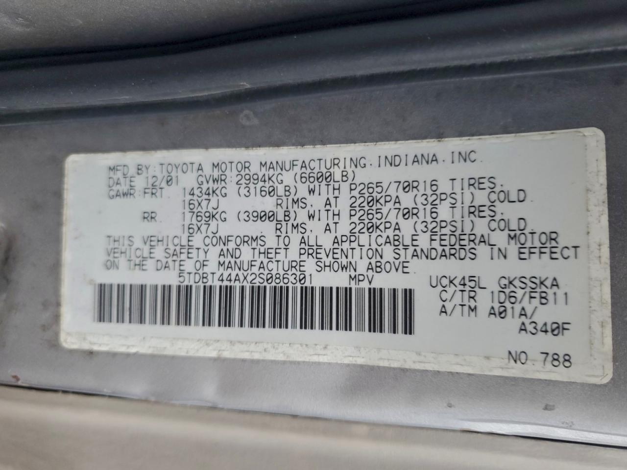 2002 TOYOTA Sequoia