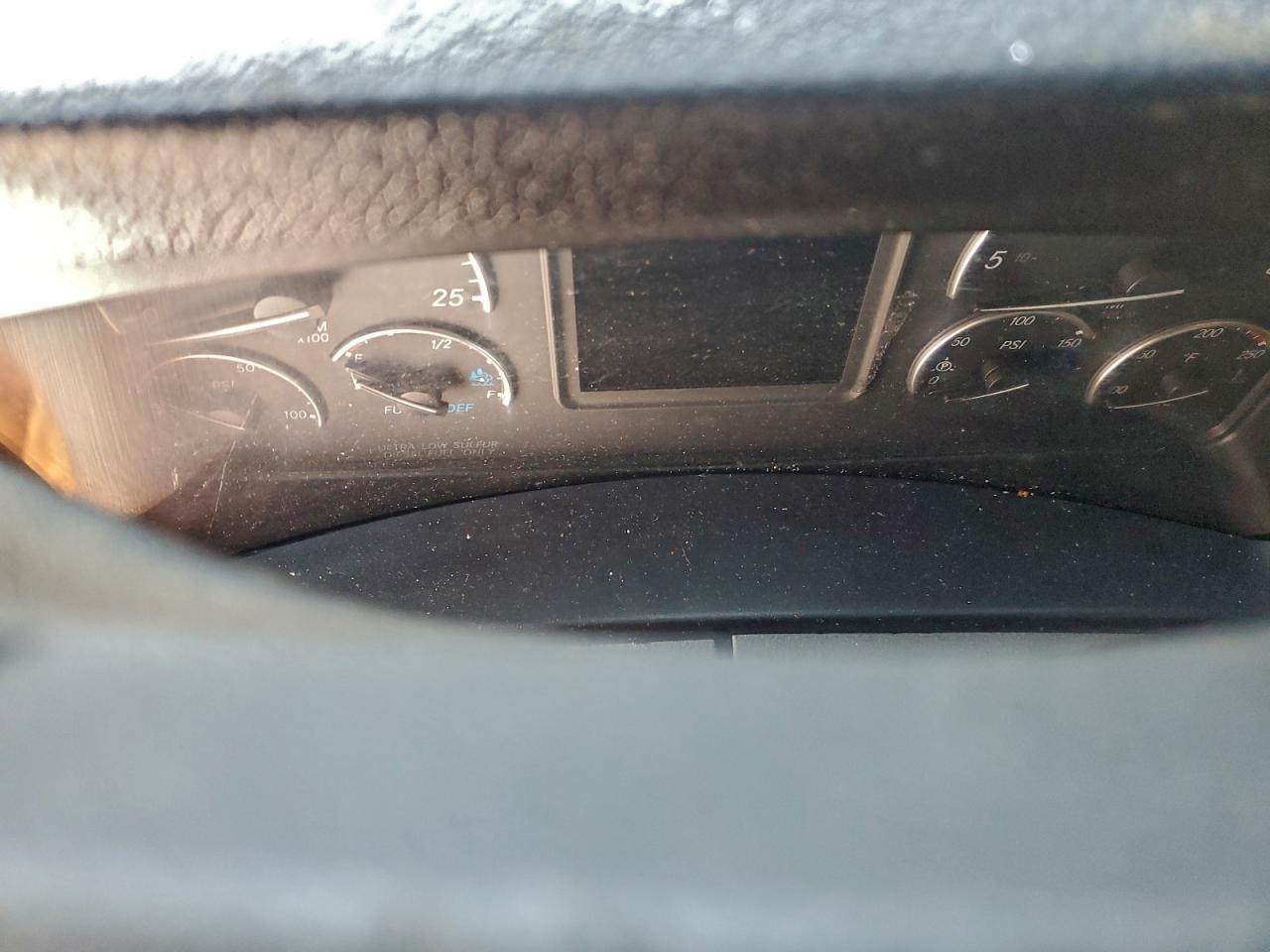 2019 FREIGHTLINER CASCADIA 126